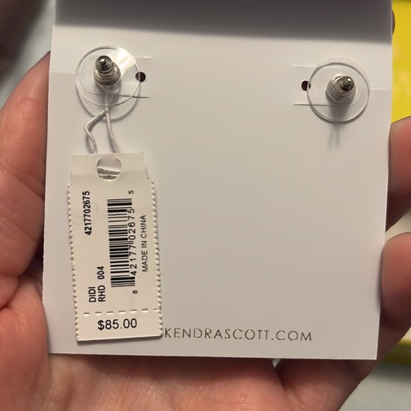 Kendra Scott silver earrings - Picture 5 of 5